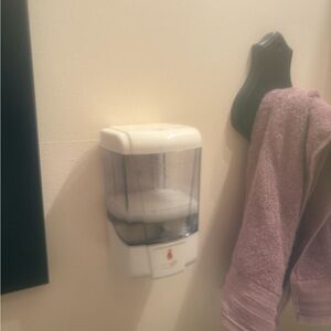 Soap Dispenser wall mounted, NWOT